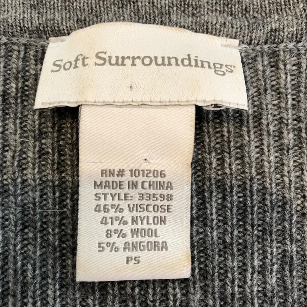 Soft Surroundings gray scoop neck ribbed knit sweater size Petite Small SP